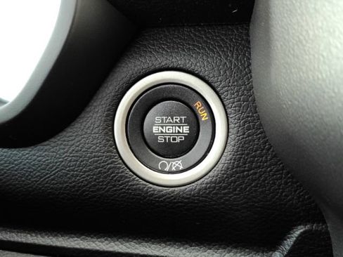 Used 2023 RAM 3500 Big Horn w/ Level 1 Equipment Group AWD/4WD image 40