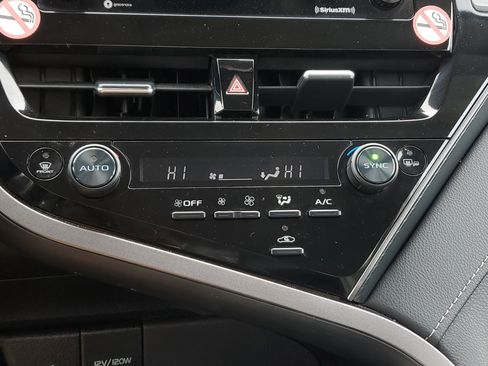 Used 2024 Toyota Camry SE image 24