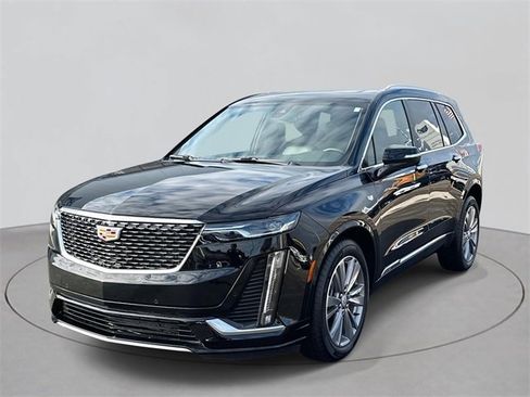 Certified 2023 Cadillac XT6 Premium Luxury image 31