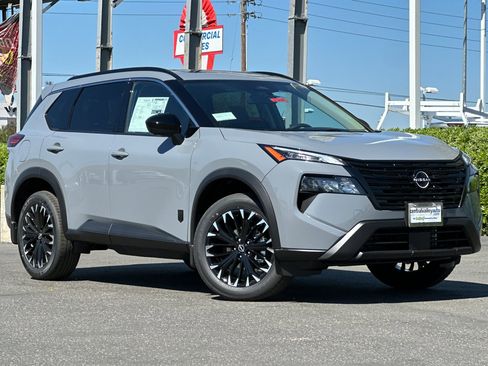 New 2026 Nissan Rogue Dark Armor image 2