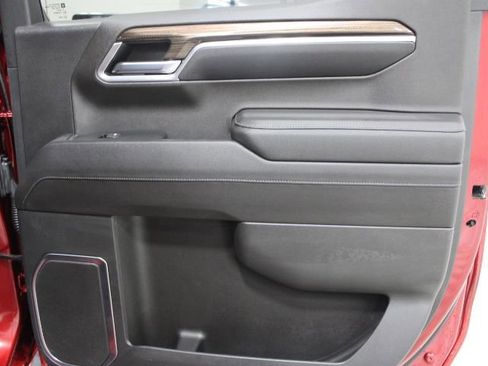 Used 2022 Chevrolet Silverado 1500 LT w/ Convenience Package II image 27