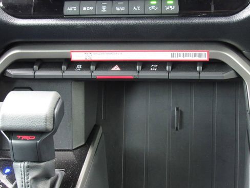 Certified 2026 Toyota Tundra SR5 w/ TRD Off-Road Package AWD/4WD image 30