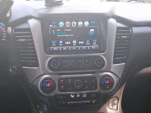 Used 2019 GMC Yukon XL SLT w/ Graphite Performance Edition AWD/4WD image 24