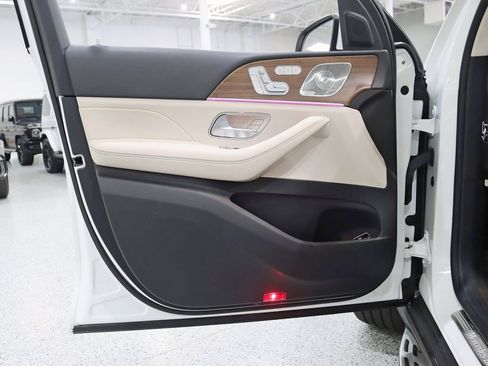 Used 2022 Mercedes-Benz GLE 350 4MATIC image 37