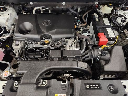 Used 2021 Toyota RAV4 XLE Premium image 50