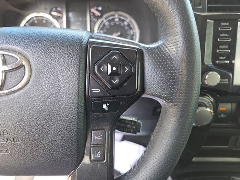 Used 2023 Toyota 4Runner TRD Off-Road Premium w/ Moonroof Package AWD/4WD image 30