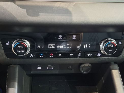 New 2025 Mitsubishi Outlander SEL Black Edition image 15