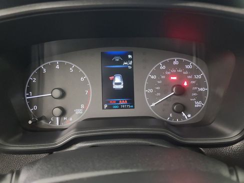 Used 2025 Toyota Corolla Cross LE image 26