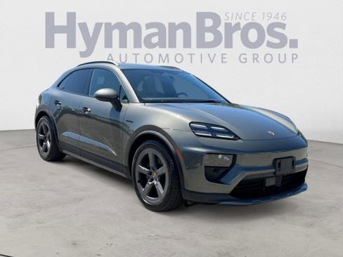 Used 2024 Porsche Macan 4 Electric w/ Premium Package AWD/4WD image 1
