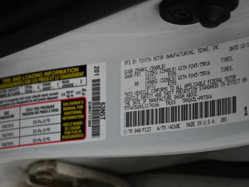 Used 2020 Toyota Tacoma SR5 RWD image 18