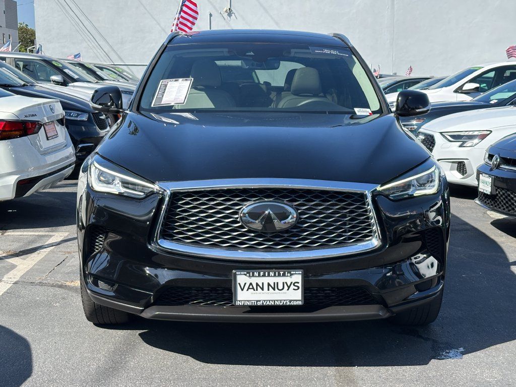 Used 2023 INFINITI QX50 Luxe FWD image 7