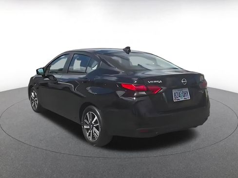 Used 2025 Nissan Versa SV FWD image 10