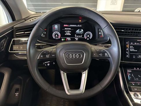 Used 2023 Audi Q7 2.0T Premium w/ Convenience Package image 13