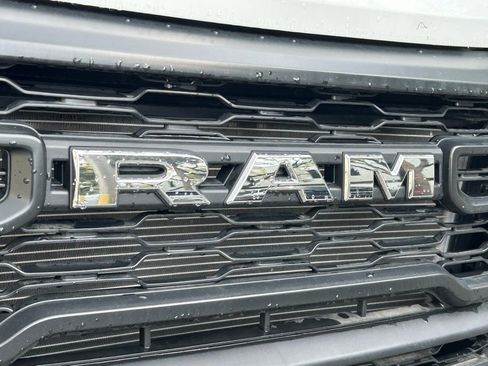 New 2024 RAM ProMaster 3500 w/ Convenience Group image 15