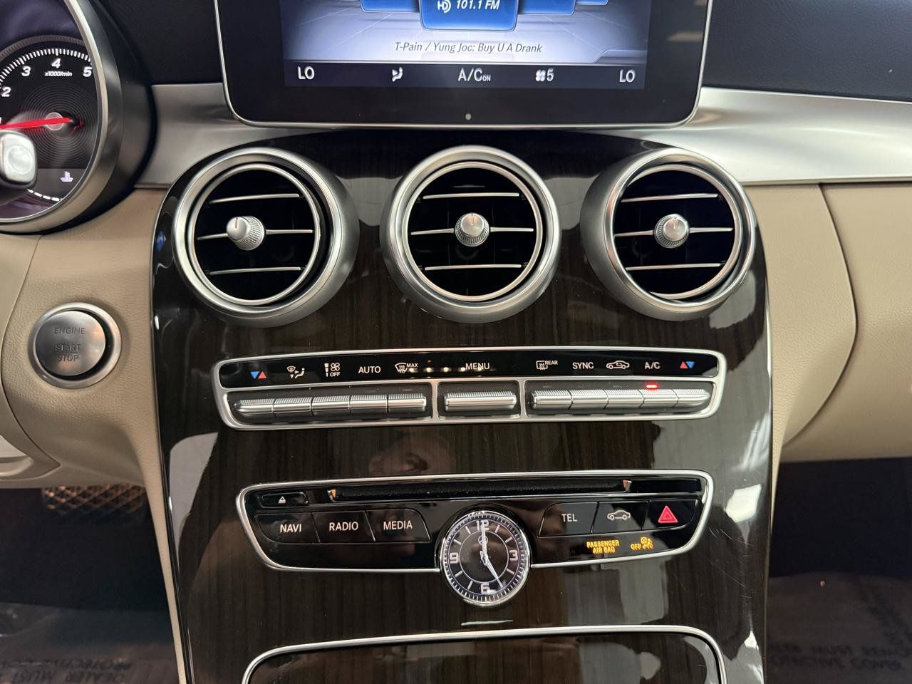 Used 2018 Mercedes-Benz C 300 Sedan w/ Multimedia Package image 19