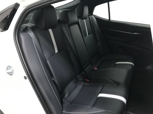 Used 2026 Toyota Camry SE FWD image 23