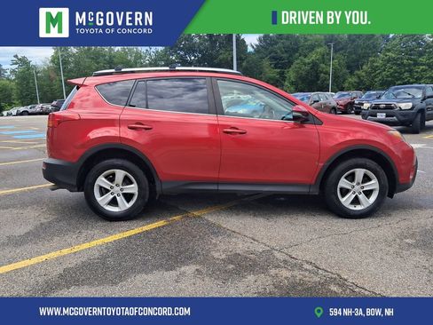Used 2013 Toyota RAV4 XLE AWD/4WD image 7
