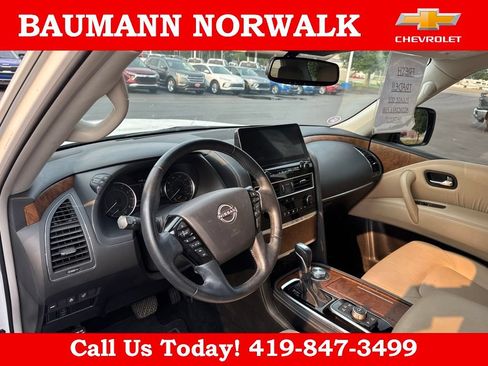 Used 2023 Nissan Armada SL w/ Captain's Chairs Package AWD/4WD image 17