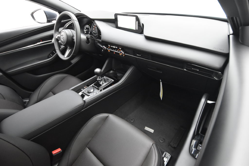 New 2026 MAZDA MAZDA3 2.5 S Hatchback w/ Premium Pkg FWD image 29