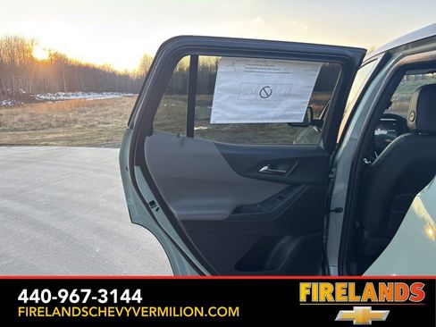 New 2026 Chevrolet Equinox LT w/ Convenience Package II image 41