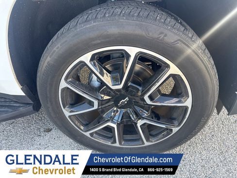 Certified 2023 Chevrolet Tahoe RST w/ Luxury Package image 12