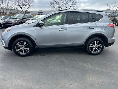 Used 2018 Toyota RAV4 XLE w/ Plus Extra Value Package image 2