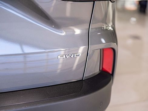 Used 2025 Ford Escape Platinum image 17