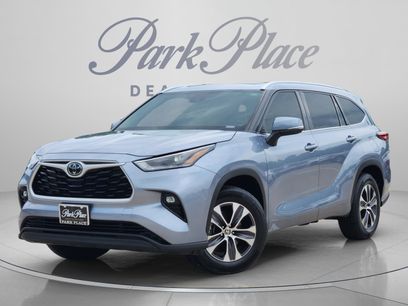 Used 2021 Toyota Highlander XLE