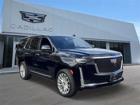 Certified 2024 Cadillac Escalade Premium Luxury w/ Performance Package image 4