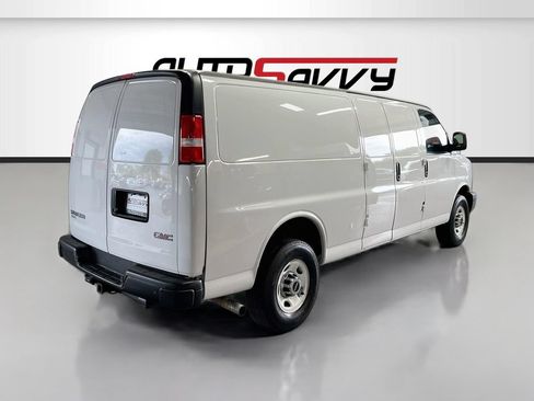 Used 2025 GMC Savana 3500 Extended w/ Driver Convenience Package RWD image 7