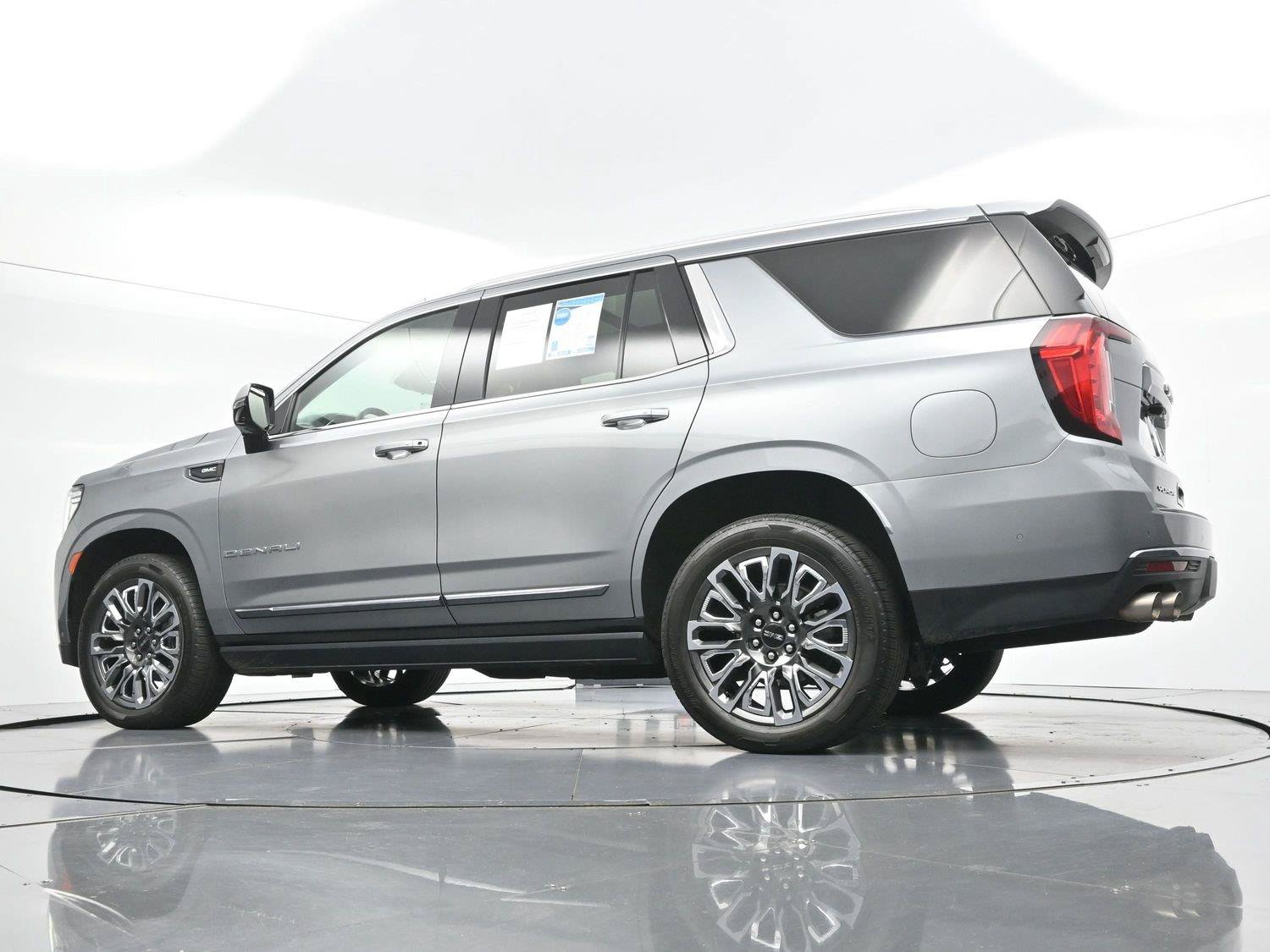 Used 2023 GMC Yukon Denali Ultimate AWD/4WD image 49
