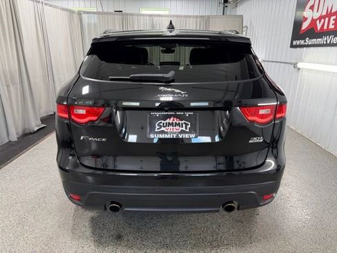 Used 2020 Jaguar F-PACE R-Sport image 5