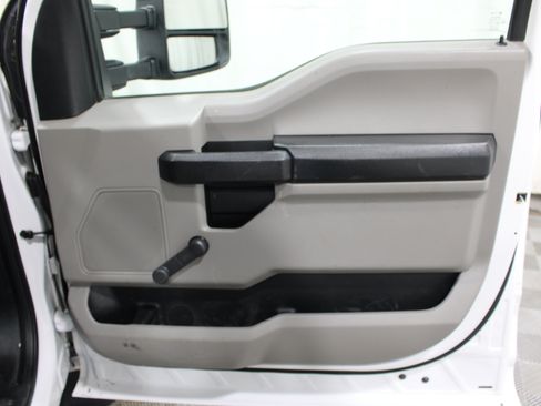 Used 2019 Ford F250 XL AWD/4WD image 14