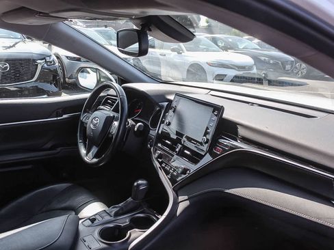 Used 2022 Toyota Camry XSE FWD image 21