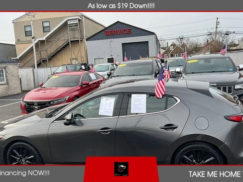 Used 2019 MAZDA MAZDA3 AWD Hatchback w/ Premium Pkg image 2