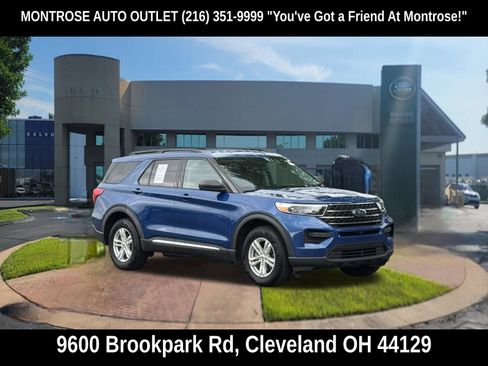 Used 2022 Ford Explorer XLT AWD/4WD image 64