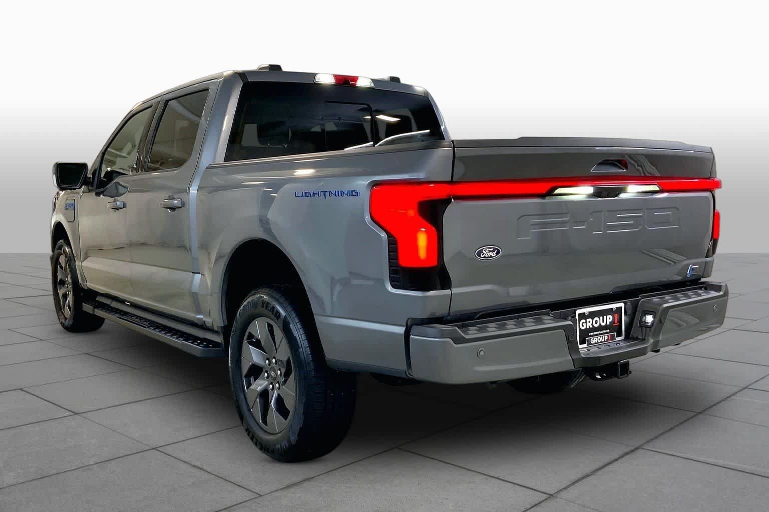 Used 2024 Ford F150 Lightning Lariat AWD/4WD image 11