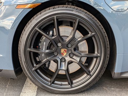 New 2026 Porsche Taycan GTS AWD/4WD image 38