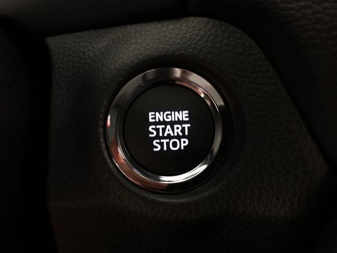 New 2025 Toyota RAV4 XLE image 17