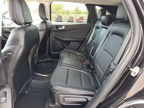 Used 2022 Ford Escape SEL w/ Technology Package AWD/4WD image 11