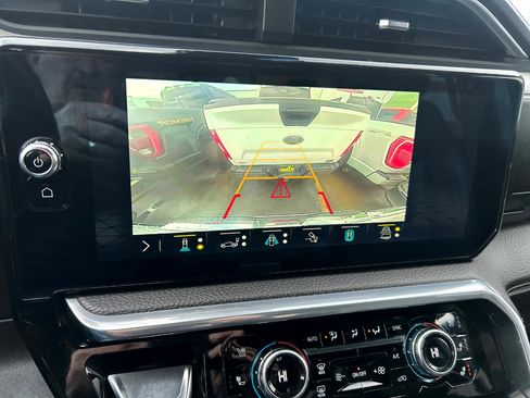 Used 2023 GMC Sierra 1500 Denali w/ Denali Reserve Package image 8