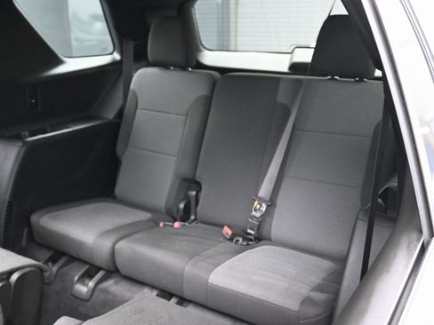 Used 2023 Chevrolet Traverse LT w/ LPO, Floor Liner Package image 35