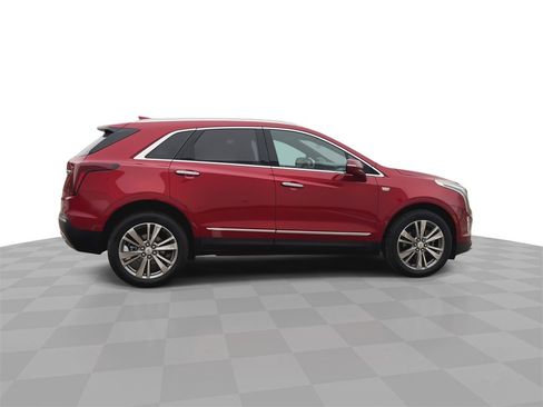 Used 2024 Cadillac XT5 Premium Luxury image 9