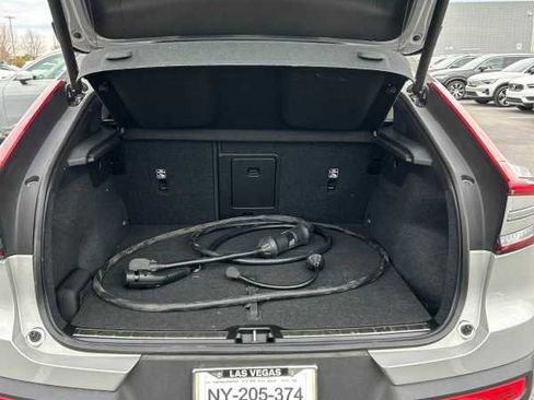 Used 2023 Volvo C40 P8 Recharge Plus w/ Climate Package image 6