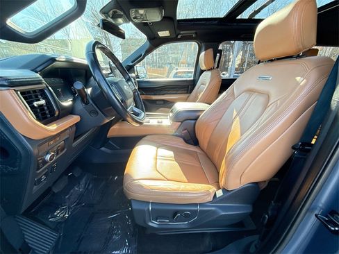 Used 2022 Ford Expedition Max Platinum image 13