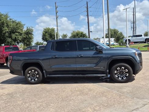 Used 2026 GMC Sierra EV Elevation AWD/4WD image 4