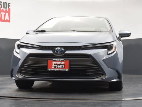 Used 2025 Toyota Corolla LE w/ Convenience Package FWD image 29
