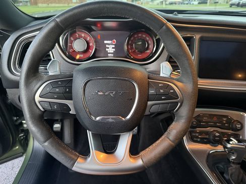 Used 2019 Dodge Challenger SRT Hellcat w/ Widebody Package RWD image 22