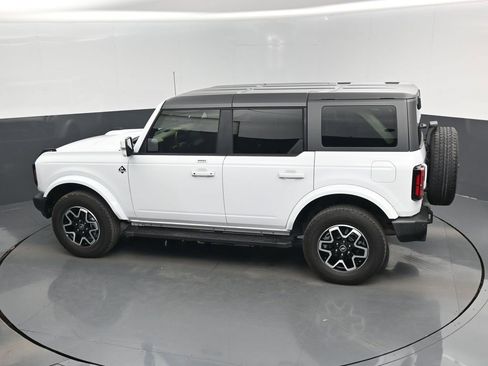 Used 2023 Ford Bronco Outer Banks image 37