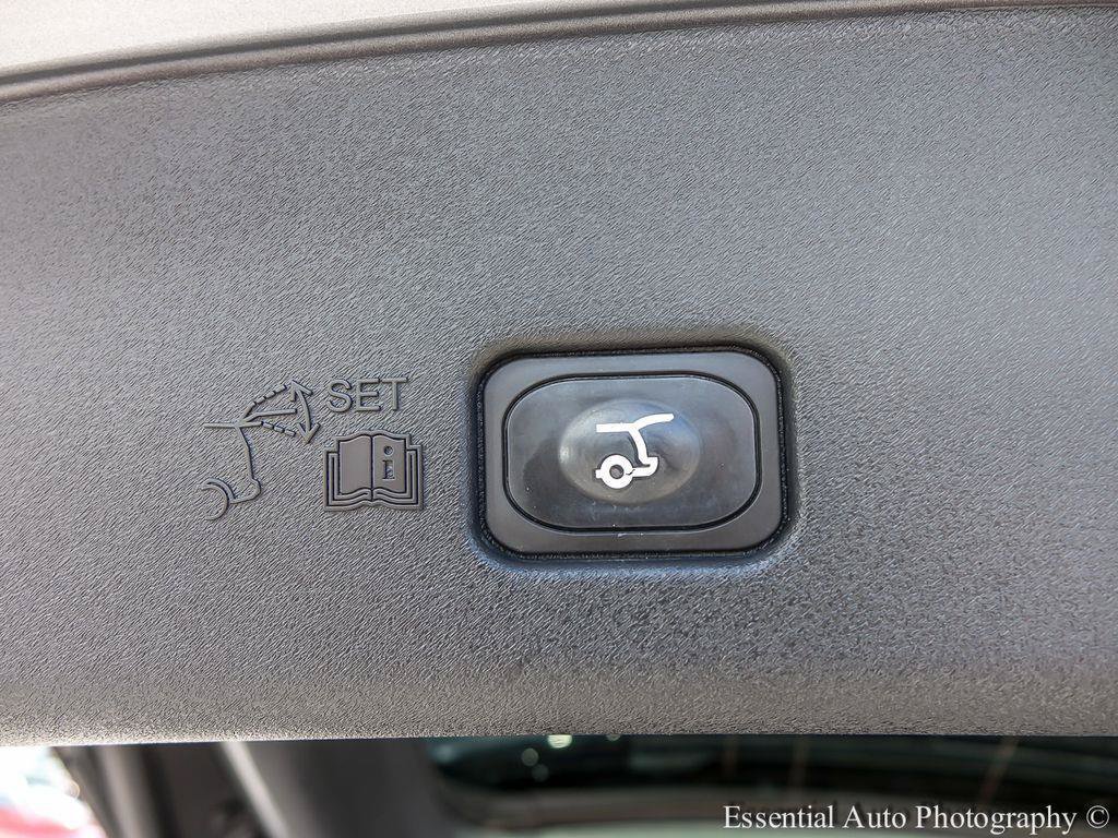 Used 2024 Lincoln Nautilus Reserve w/ Equipment Group 202A AWD/4WD image 29